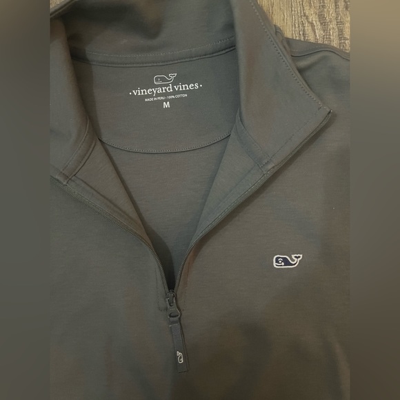 Vineyard Vines - Charcoal Gray Jersey 1/4 Zip Shep Shirt Whale Logo - Men Medium - Picture 4 of 7